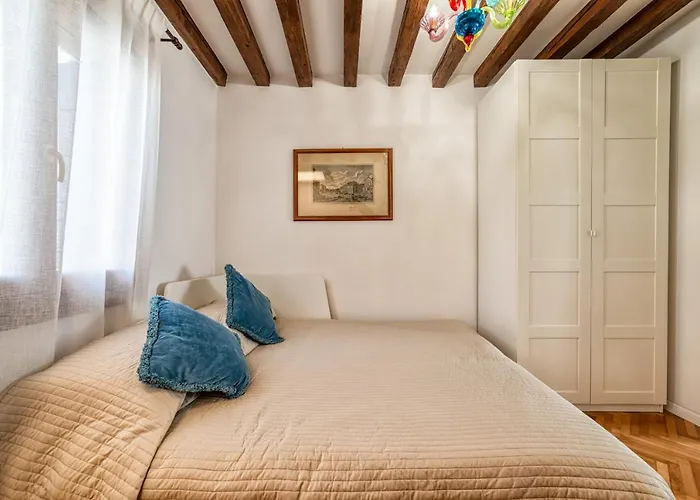 Casanova Fenice - Canal View Venetië