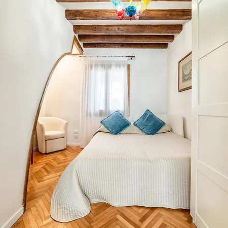 Casanova Fenice - Canal View Apartment *