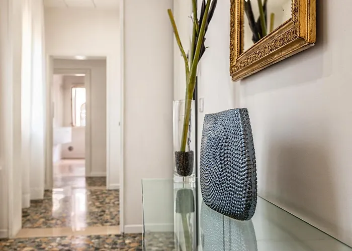 Casanova Fenice - Canal View