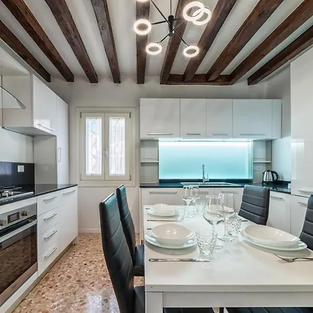 Apartmán Casanova Fenice - Canal View *